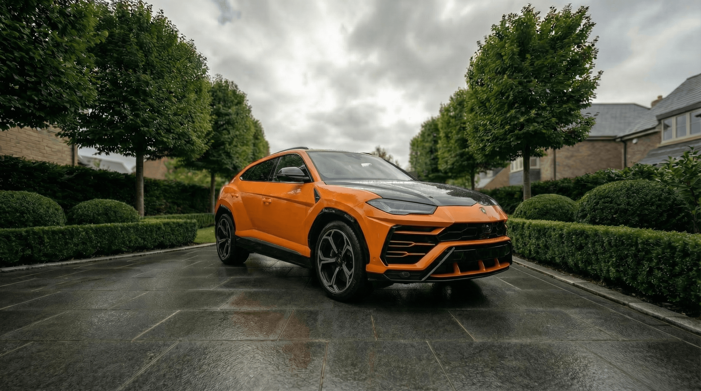 Lamborghini Urus available for hire