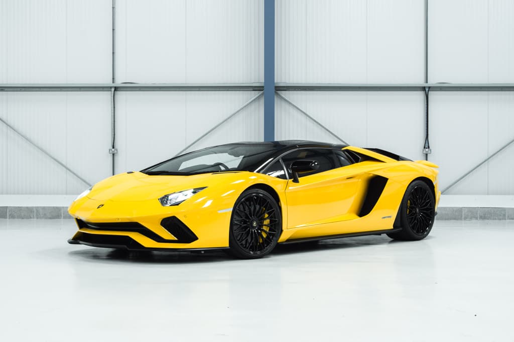 Lamborghini Aventador S Roadster