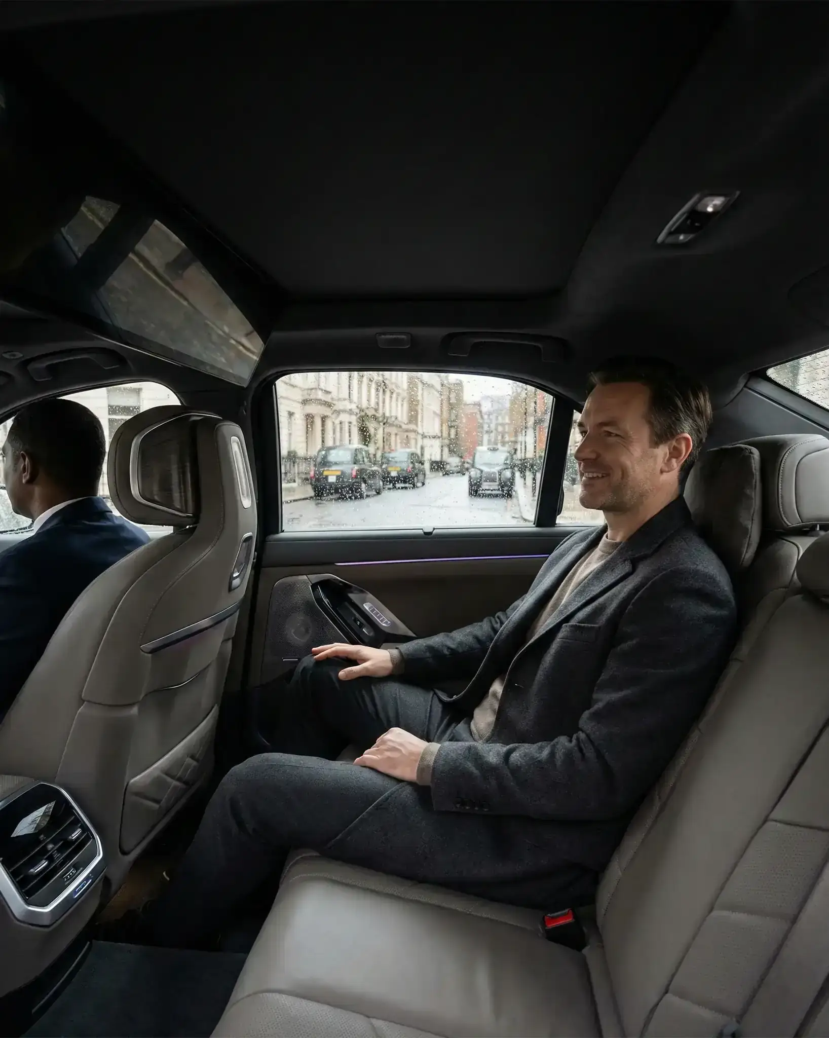 Chauffeur Car Hire in London — Professional chauffeur service for London business transfers, airport pickups, Mayfair dinners, and West End events.