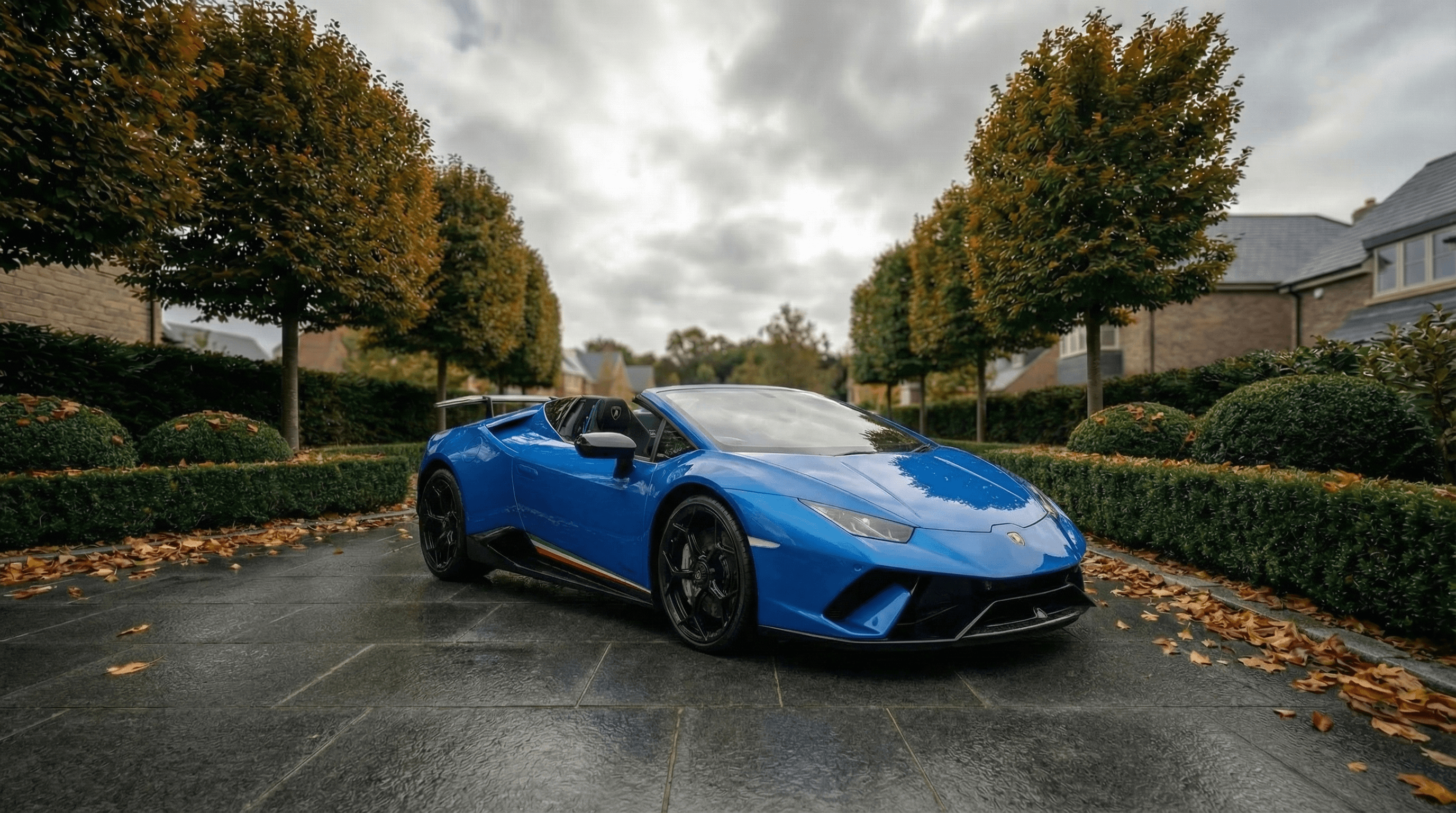 Lamborghini Huracan Performante Spyder Blue available for hire